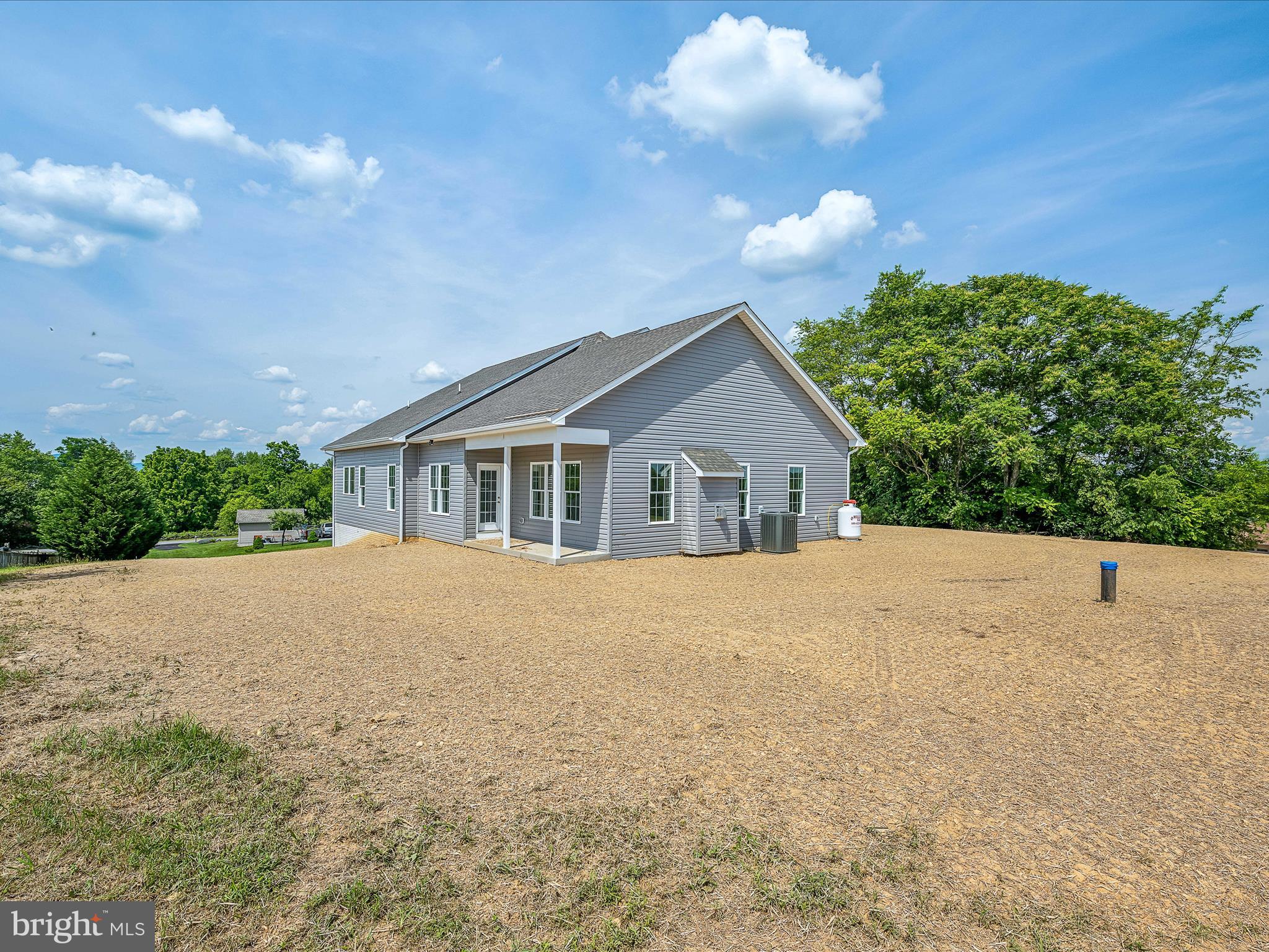 FAIRFAX FARMS - Residential