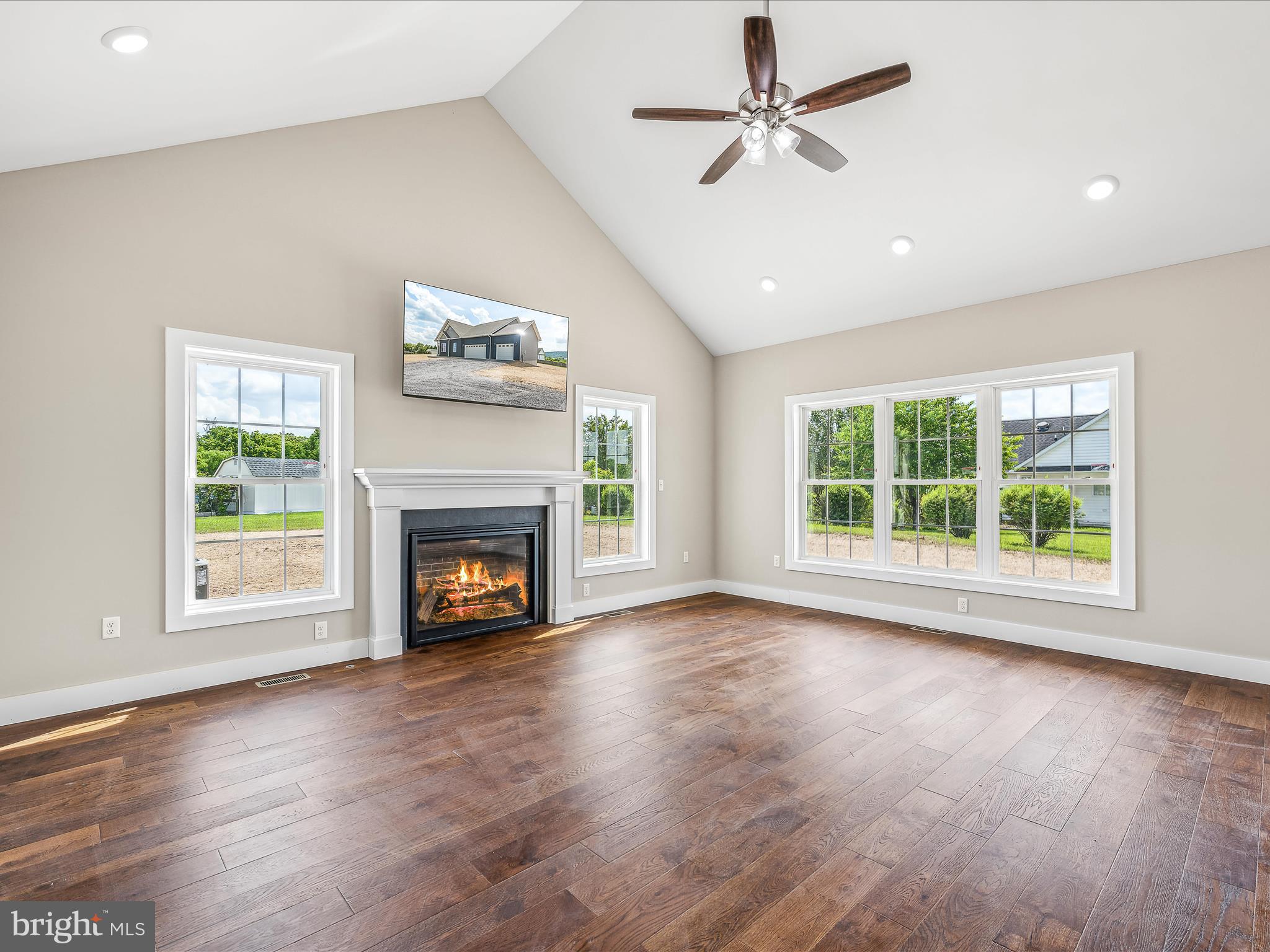 FAIRFAX FARMS - Residential