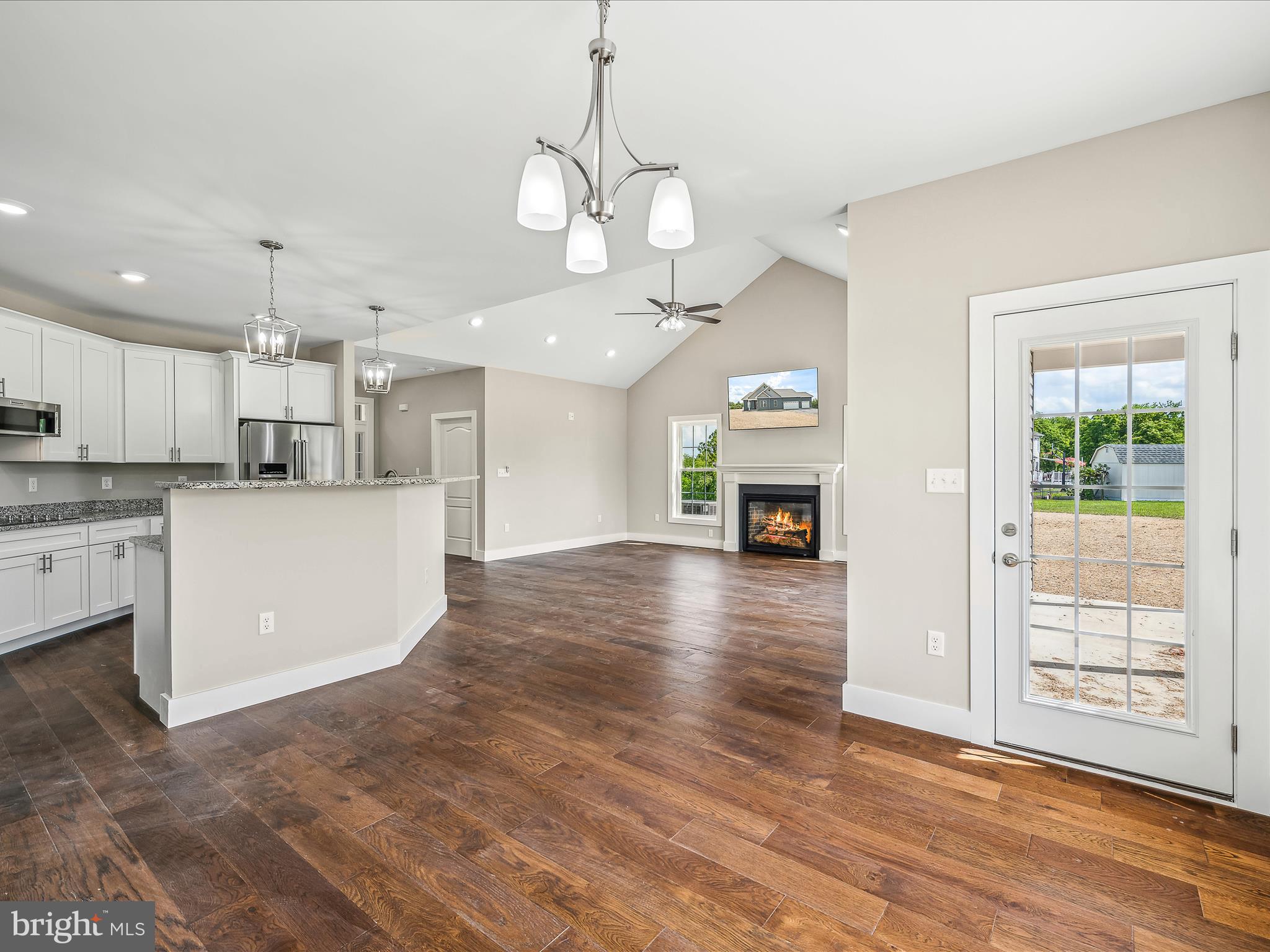 FAIRFAX FARMS - Residential