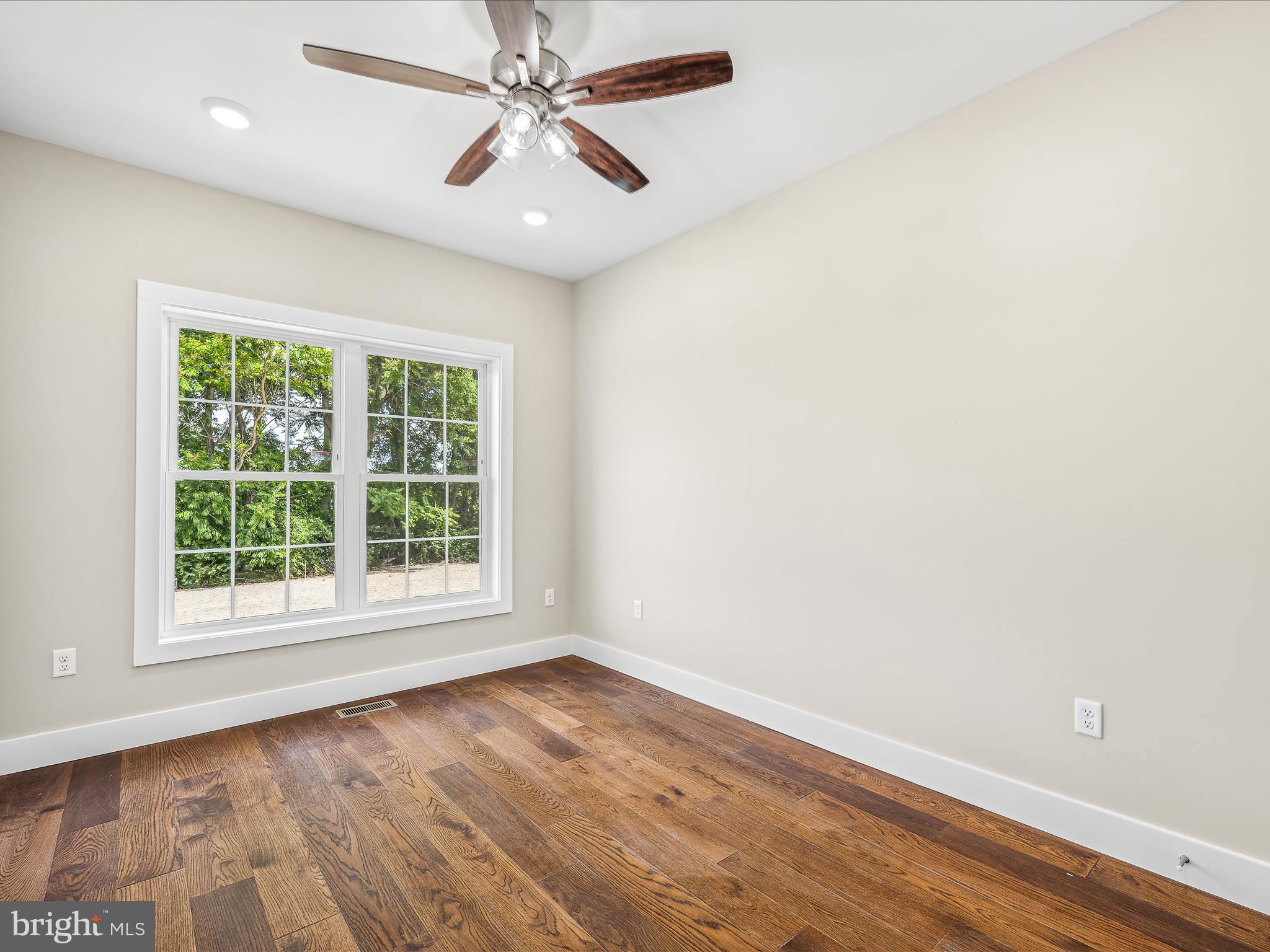 FAIRFAX FARMS - Residential