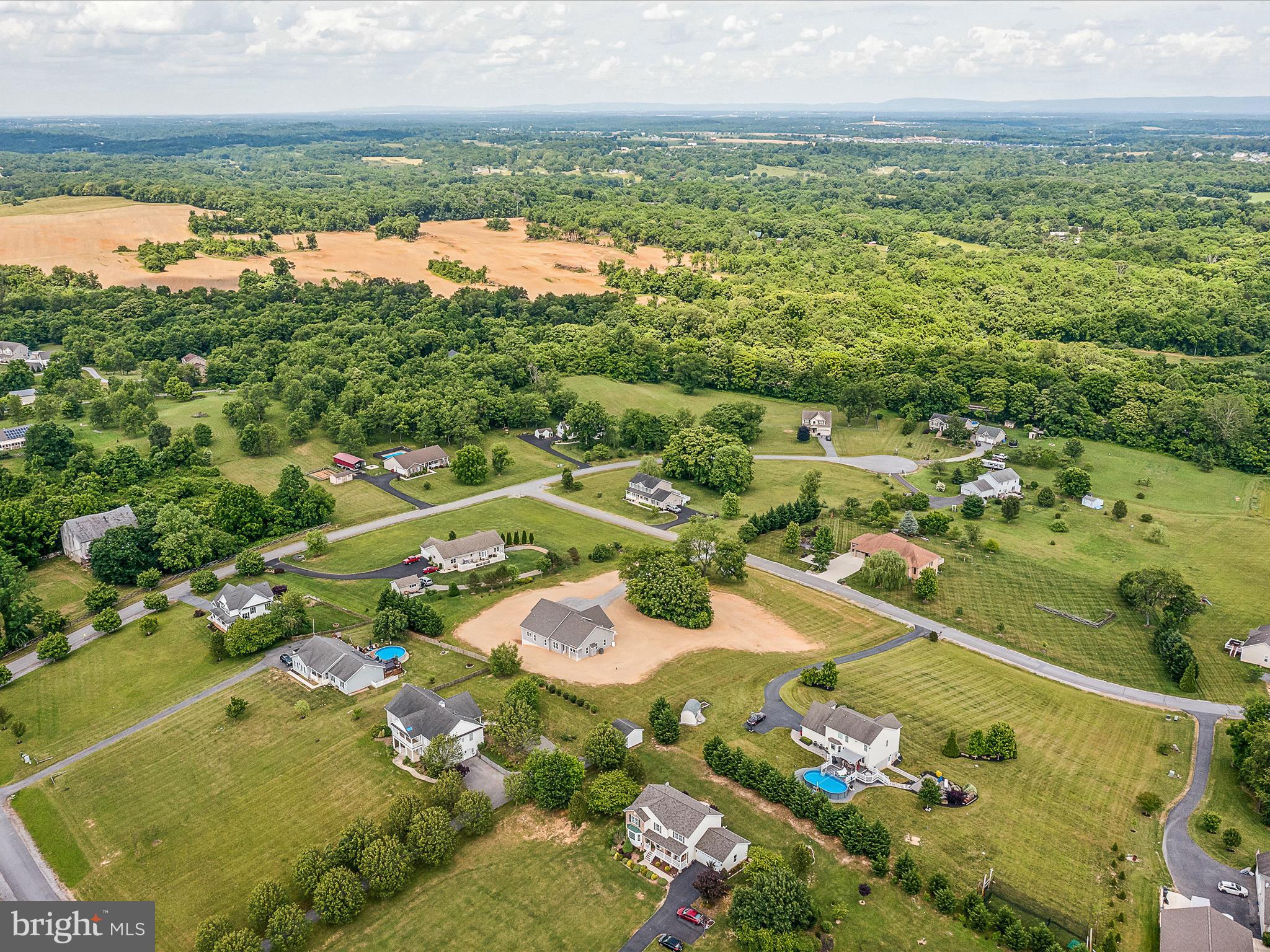 FAIRFAX FARMS - Residential