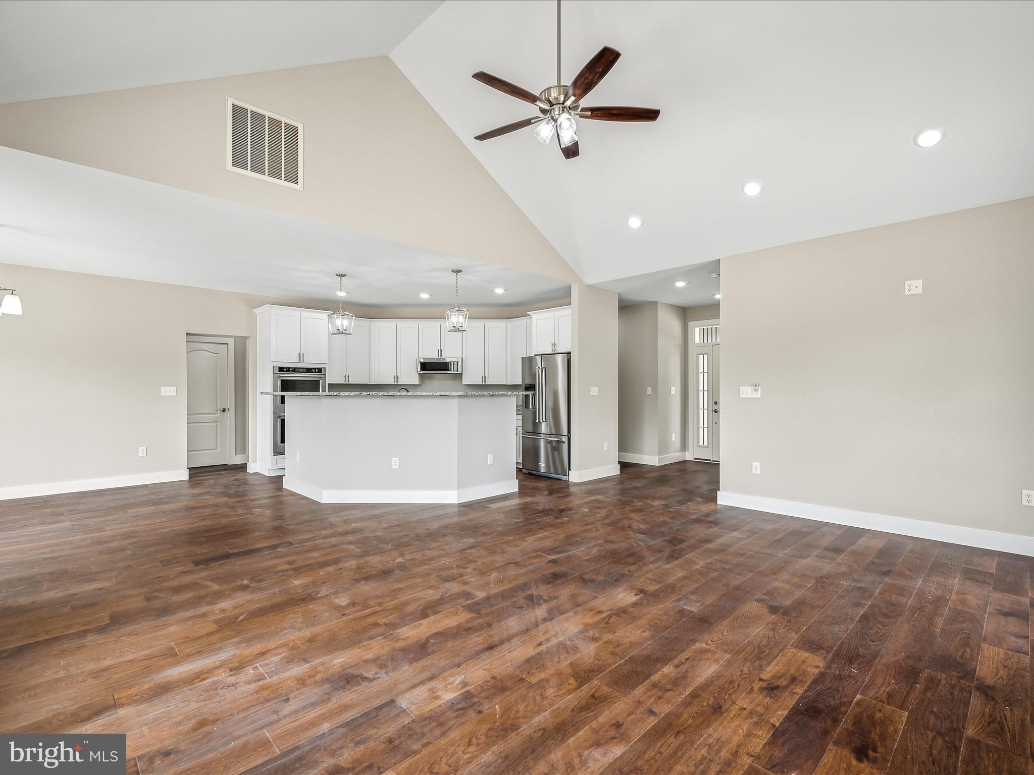 FAIRFAX FARMS - Residential