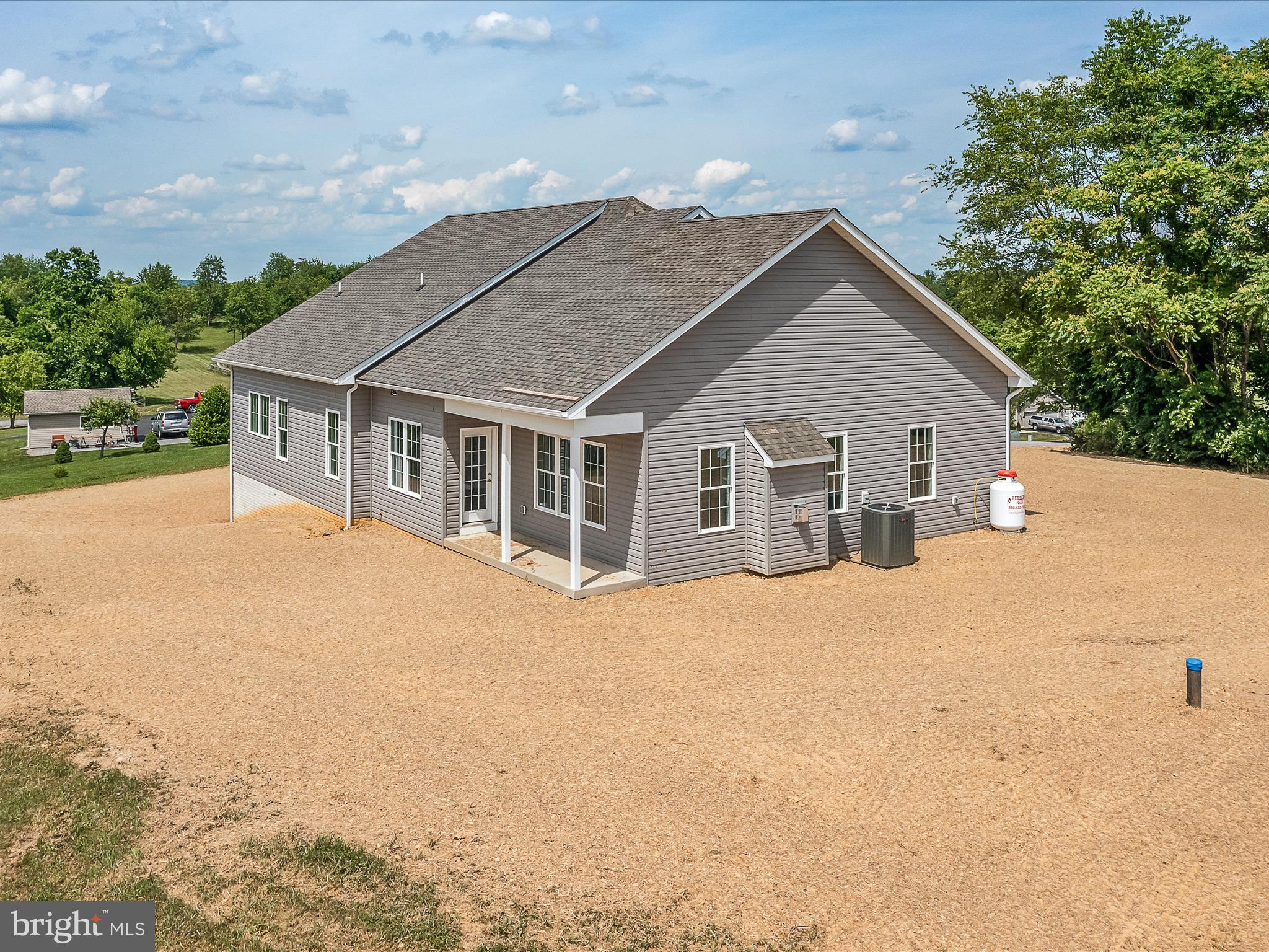 FAIRFAX FARMS - Residential