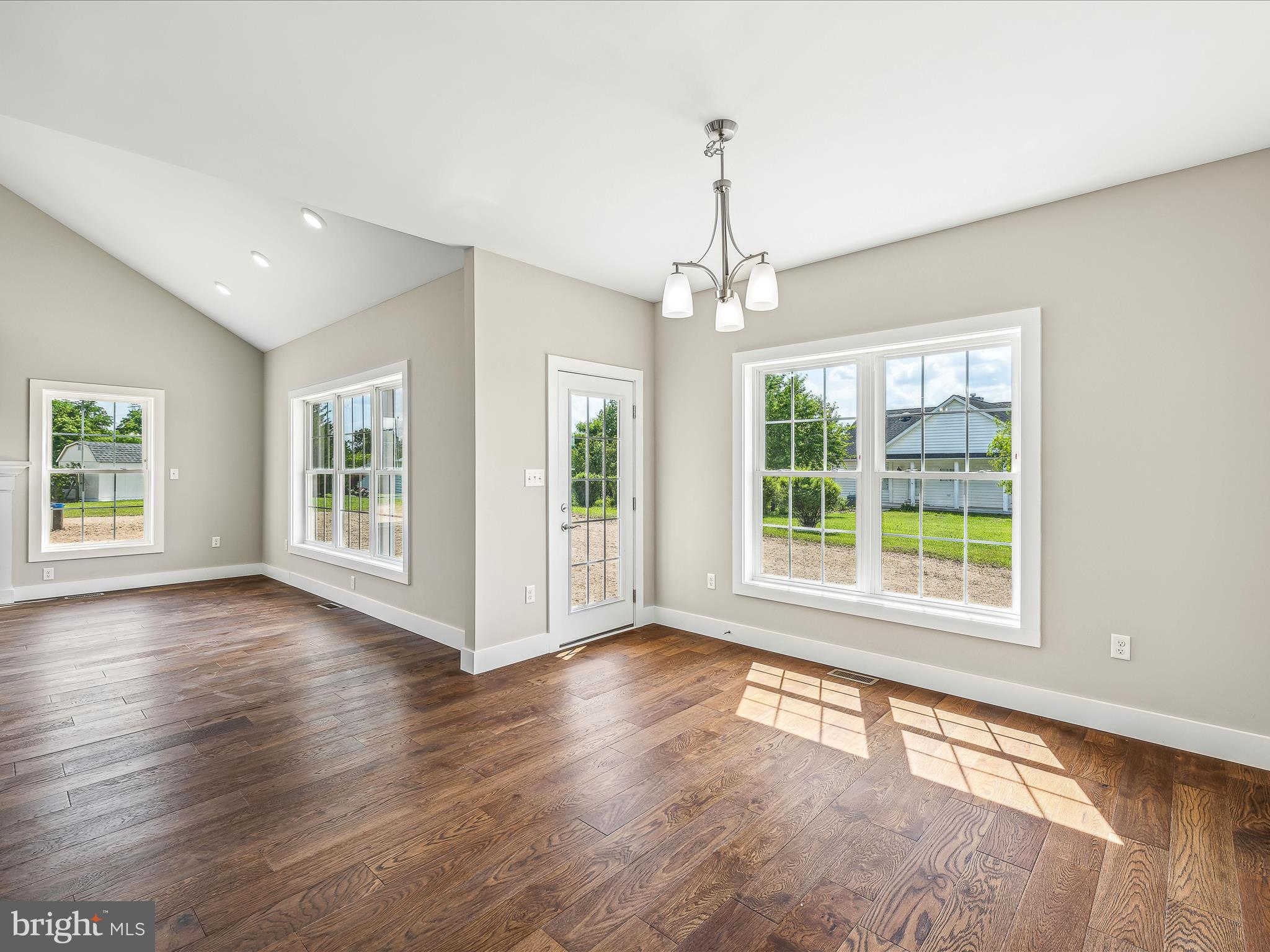 FAIRFAX FARMS - Residential