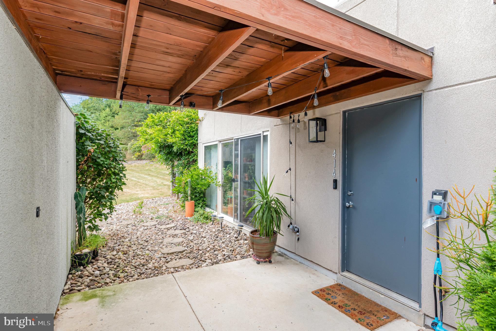 414 BLUE RIDGE CIRCLE