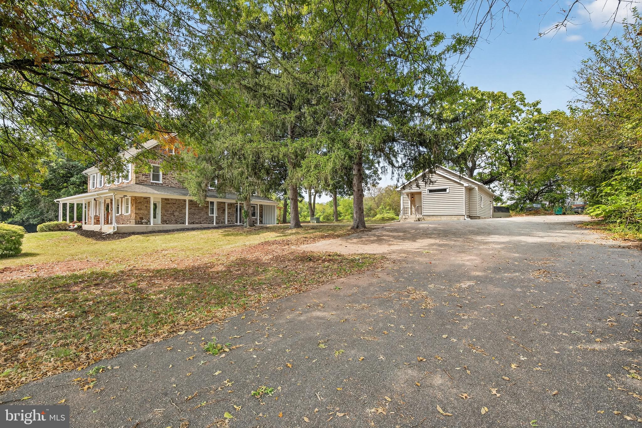 225 E CANAL ROAD