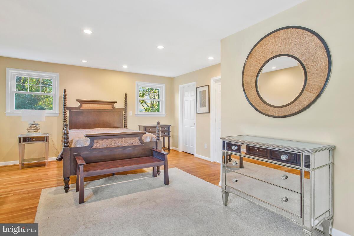 HILLANDALE HEIGHTS - Residential