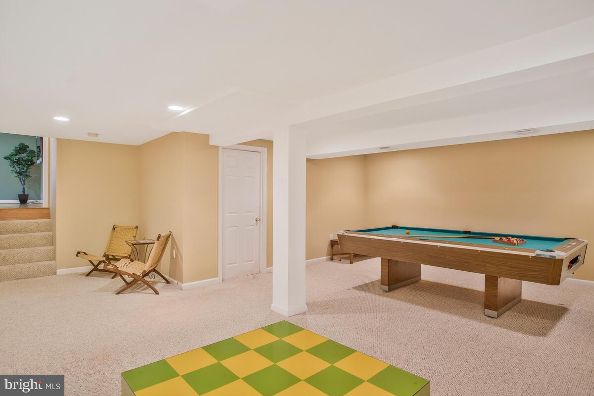 HILLANDALE HEIGHTS - Residential