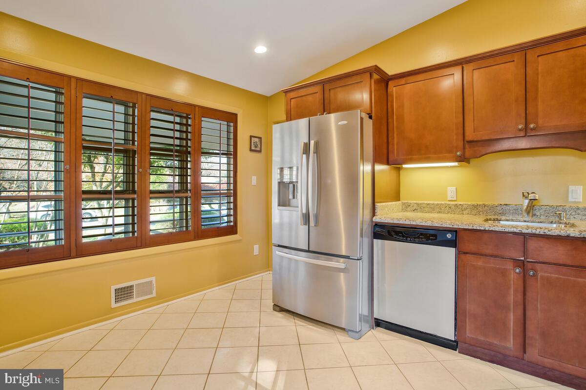 HILLANDALE HEIGHTS - Residential