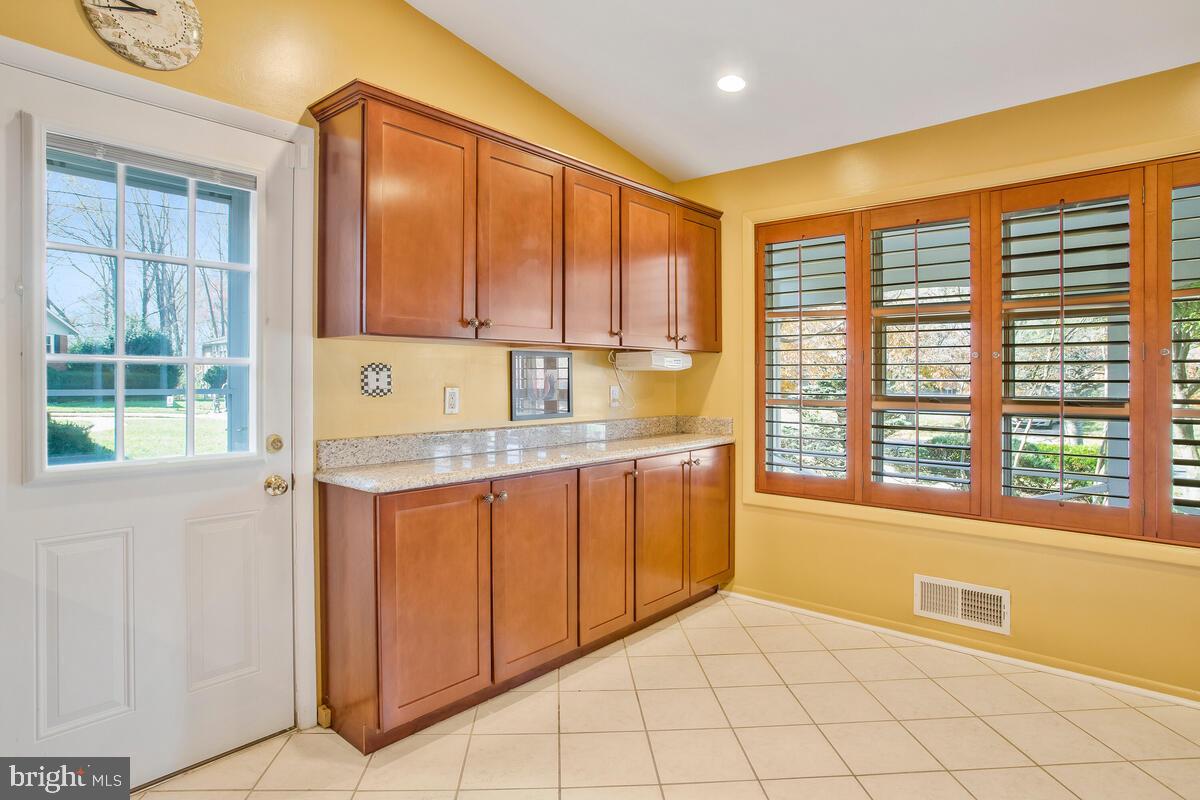 HILLANDALE HEIGHTS - Residential