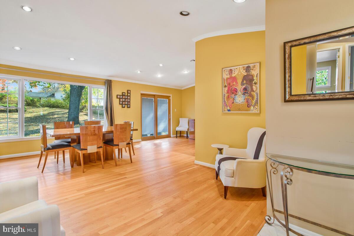 HILLANDALE HEIGHTS - Residential