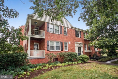 Condo For Sale - 6540 10th Street #B2<br/> Fairfax County, ALEXANDRIA, VA 22307