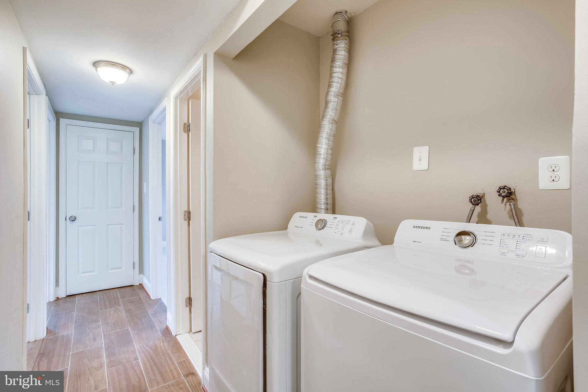 STERLING  PARK - Residential