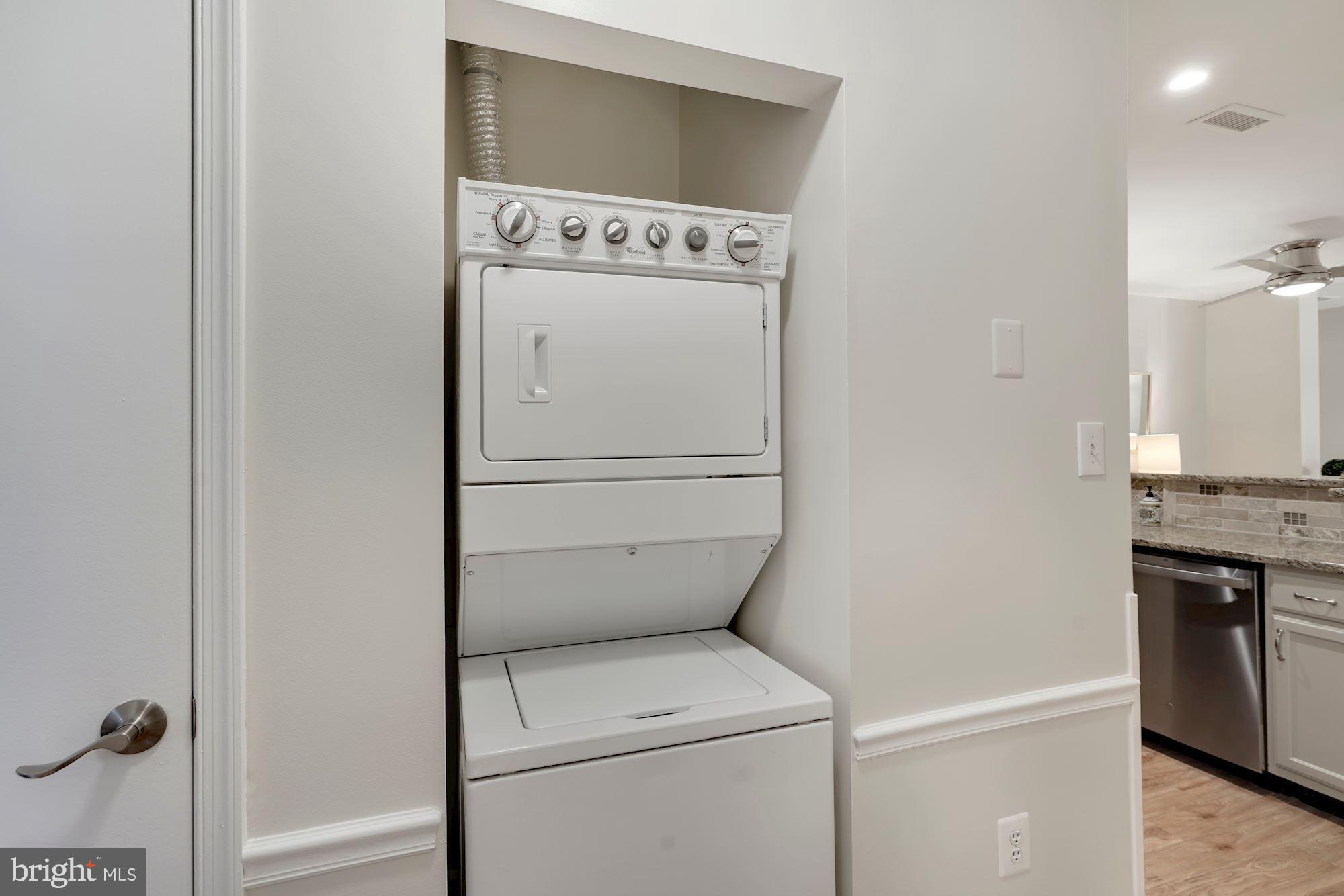 SURREY AT MANCHESTER LAKES - Residential