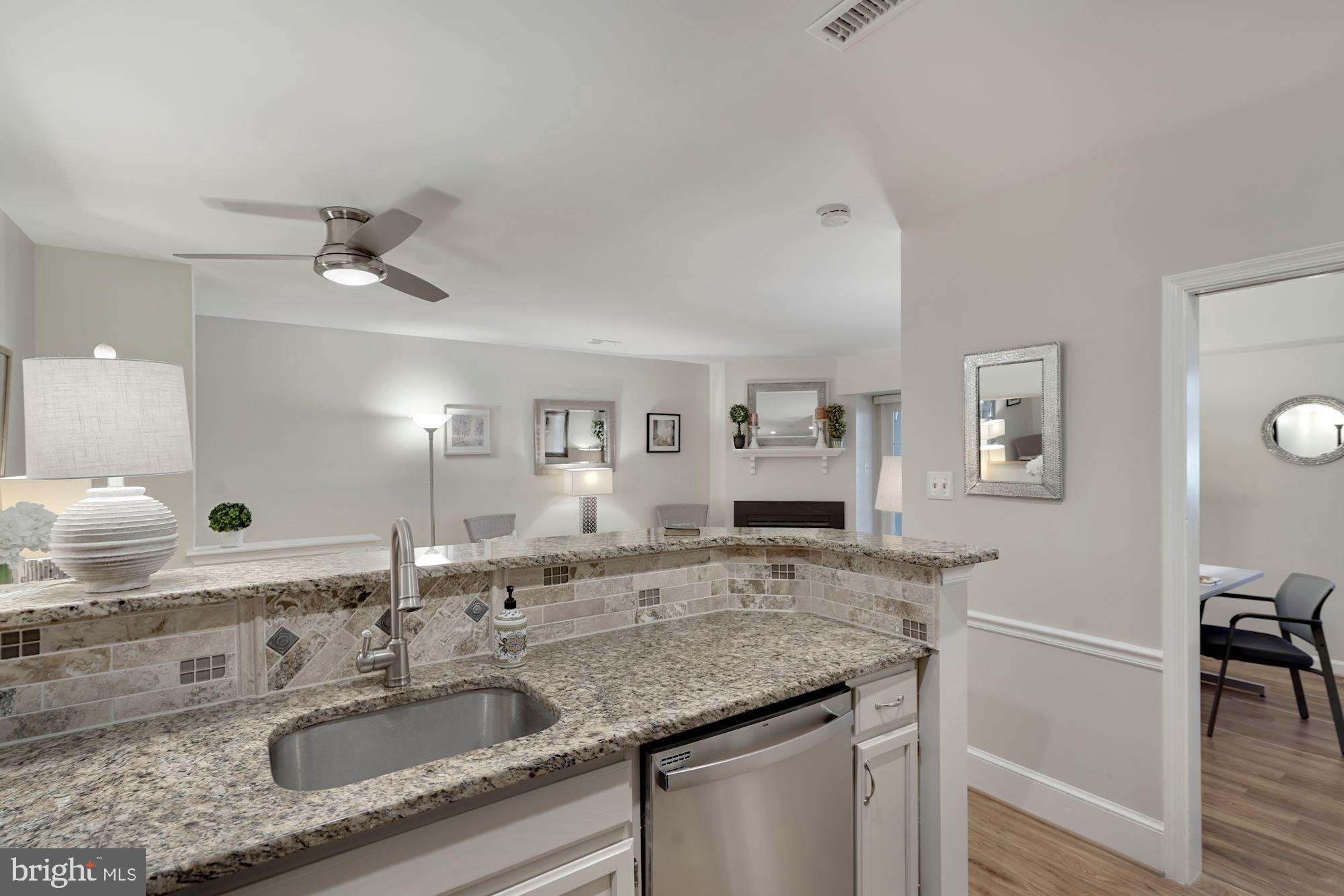 SURREY AT MANCHESTER LAKES - Residential