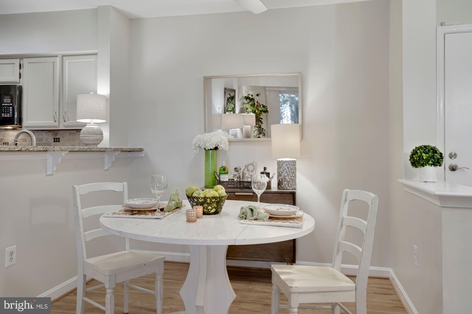 SURREY AT MANCHESTER LAKES - Residential