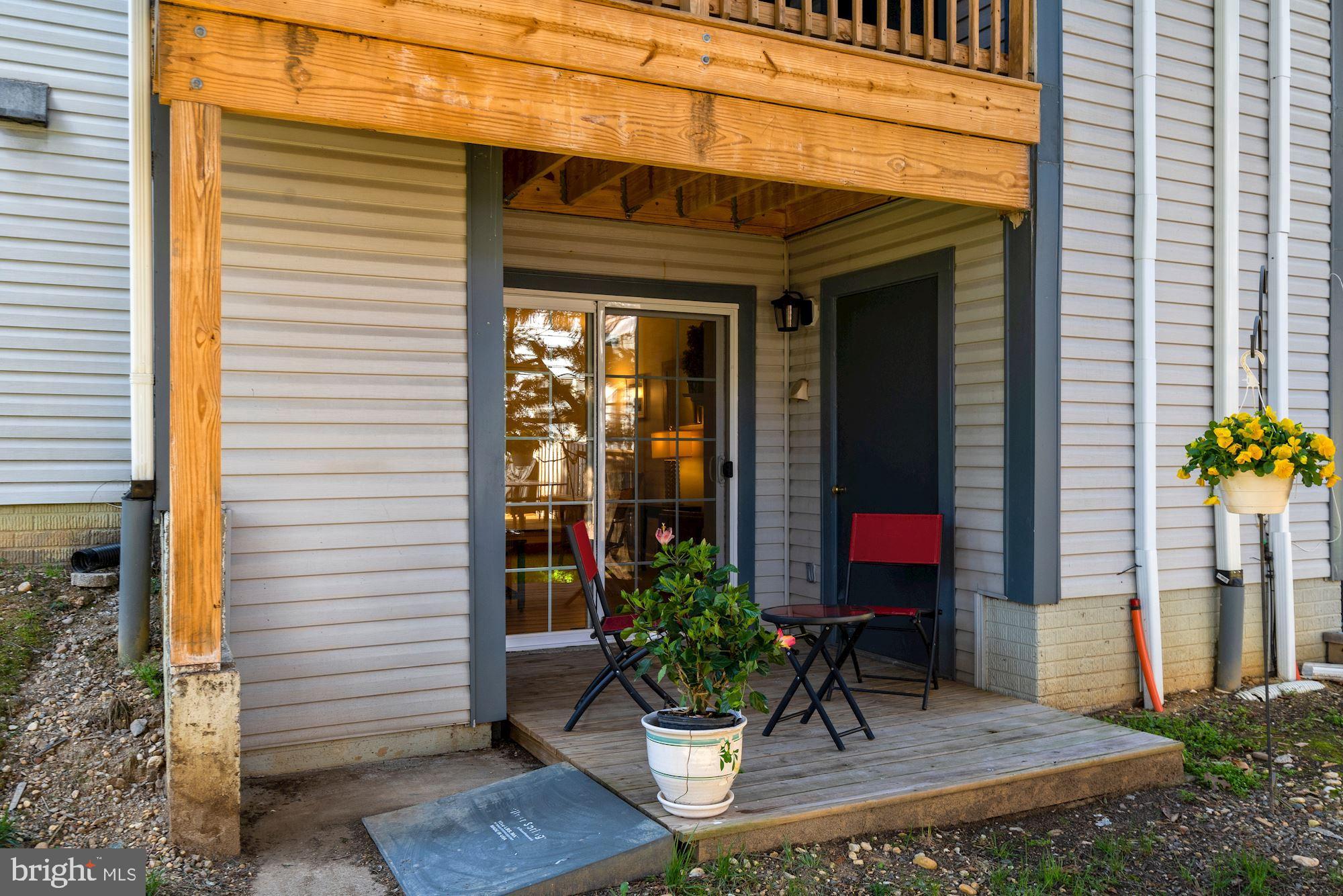 SURREY AT MANCHESTER LAKES - Residential