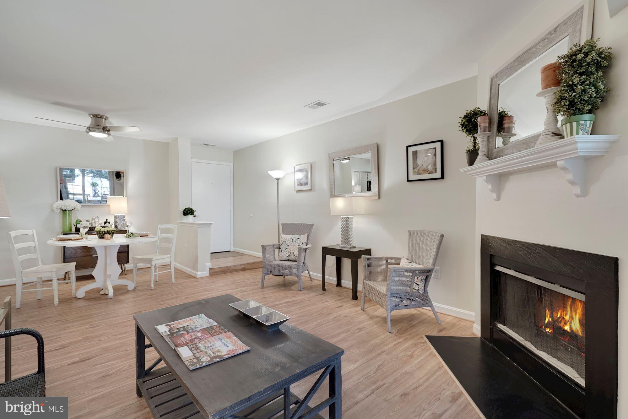 SURREY AT MANCHESTER LAKES - Residential