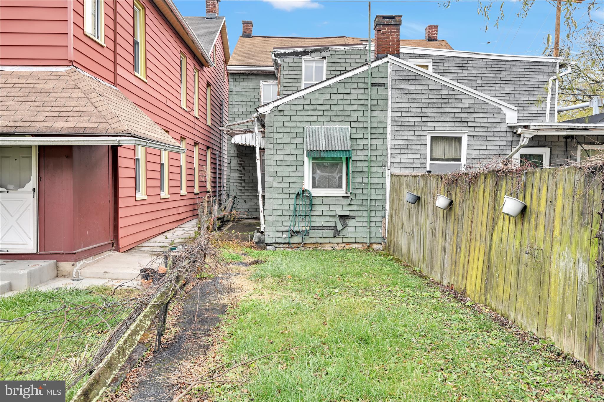 SOUTHSIDE LEBANON CITY - Residential