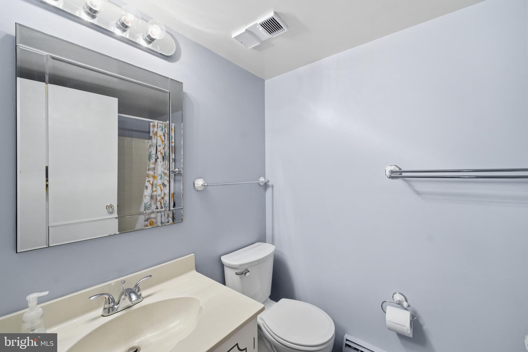 LEISURE WORLD - Residential