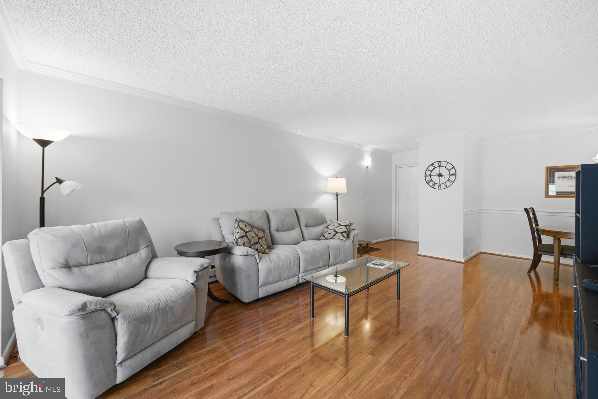 LEISURE WORLD - Residential