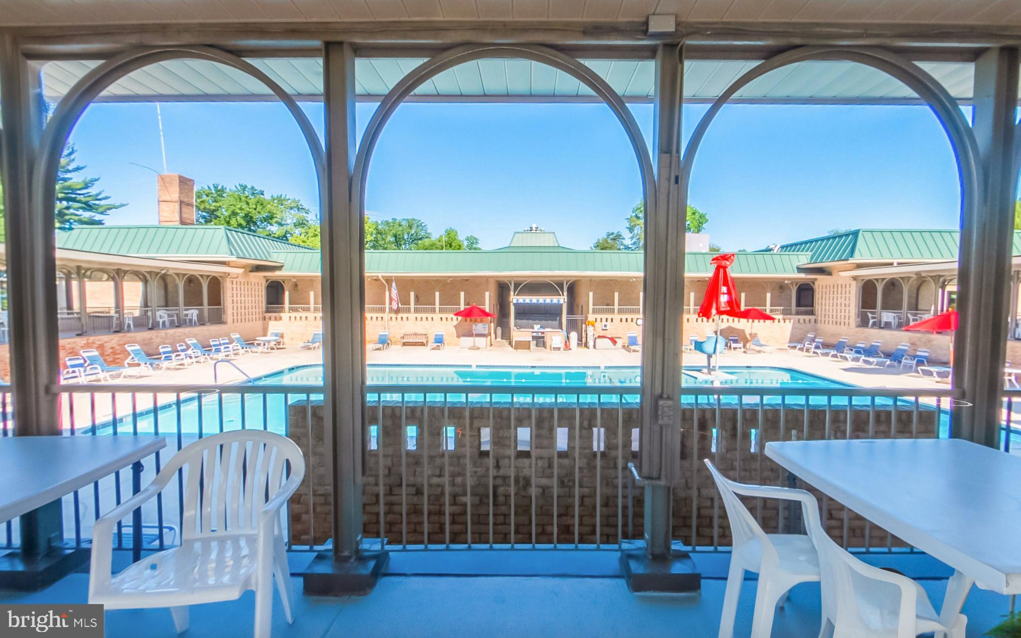 LEISURE WORLD - Residential