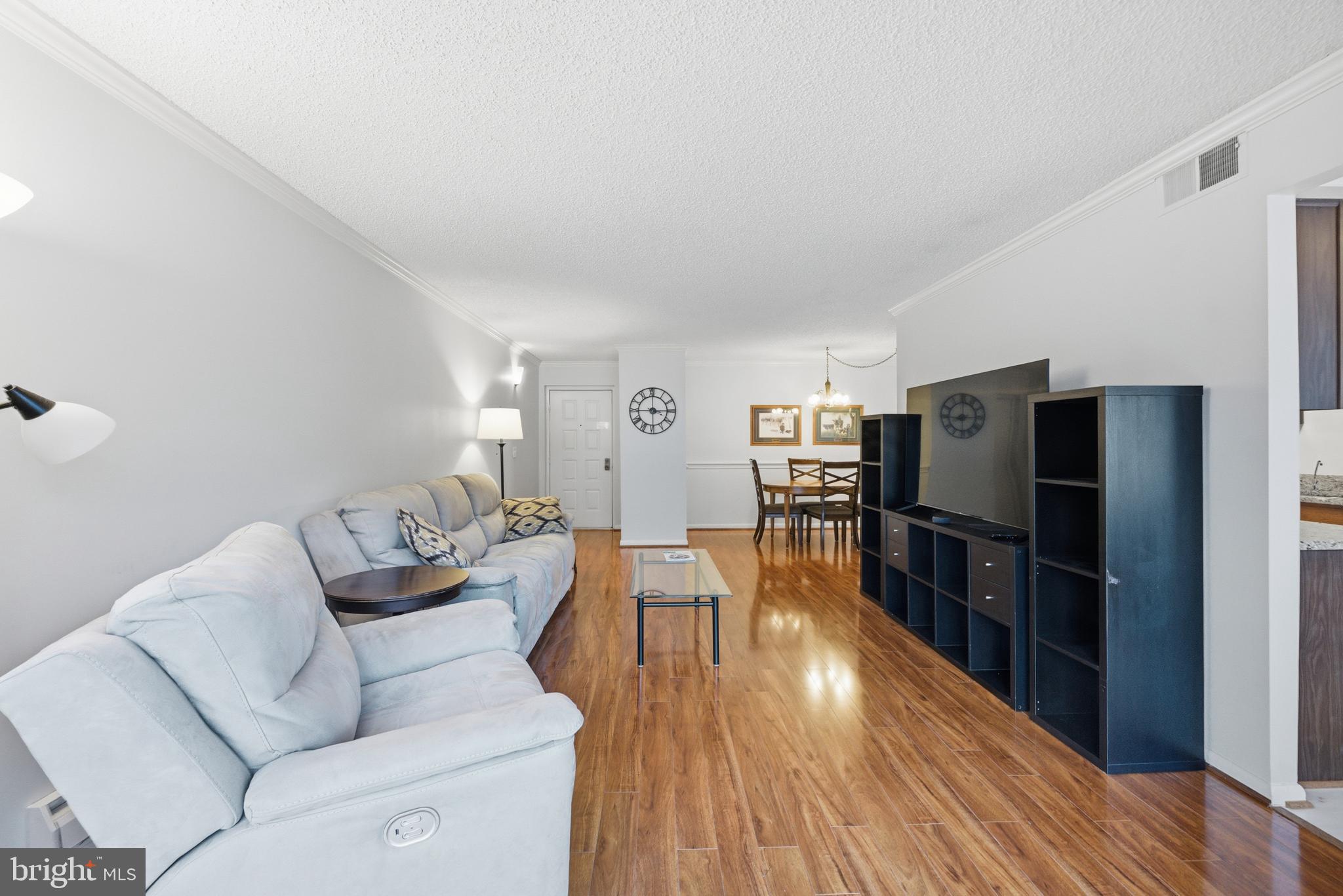 LEISURE WORLD - Residential