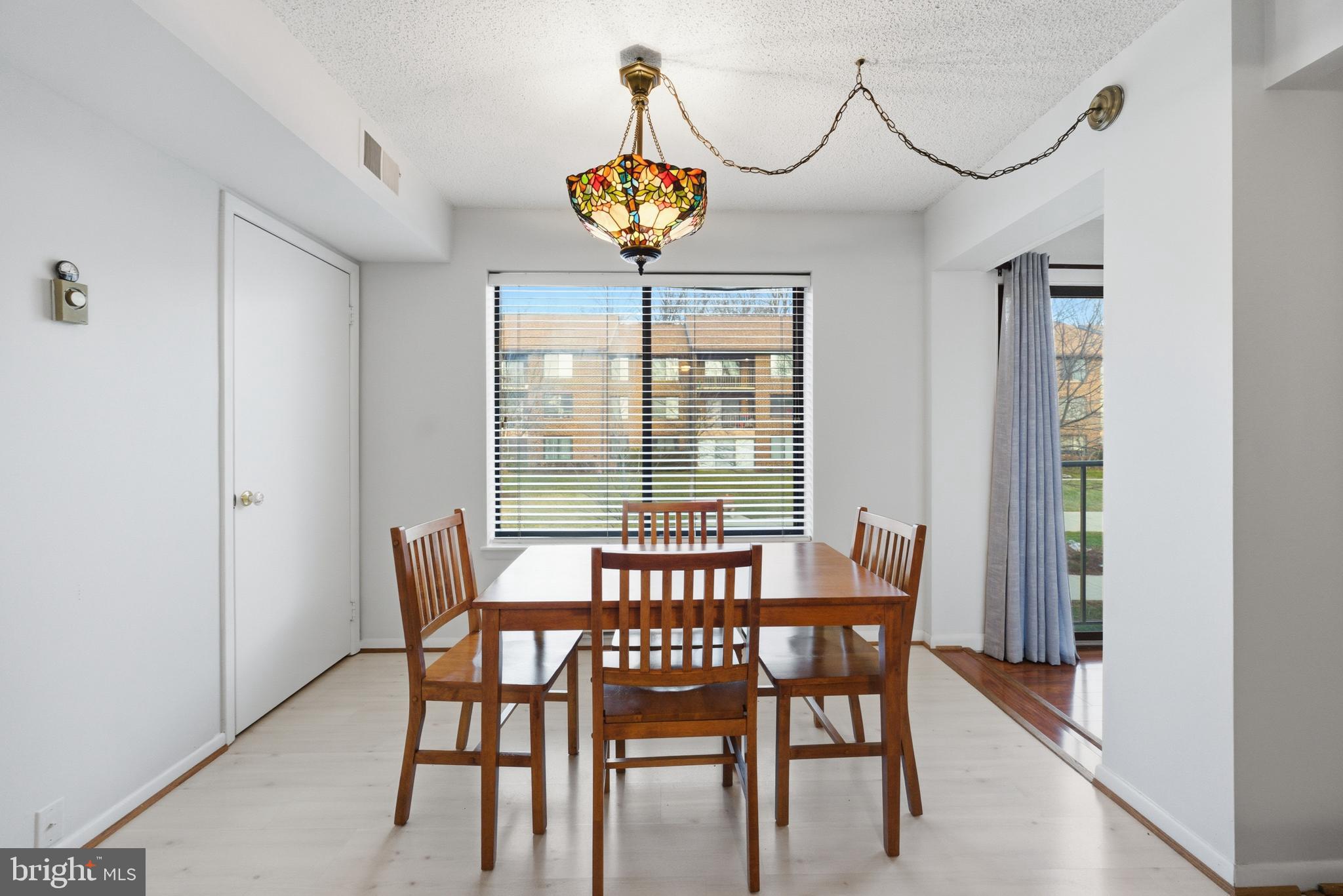 LEISURE WORLD - Residential