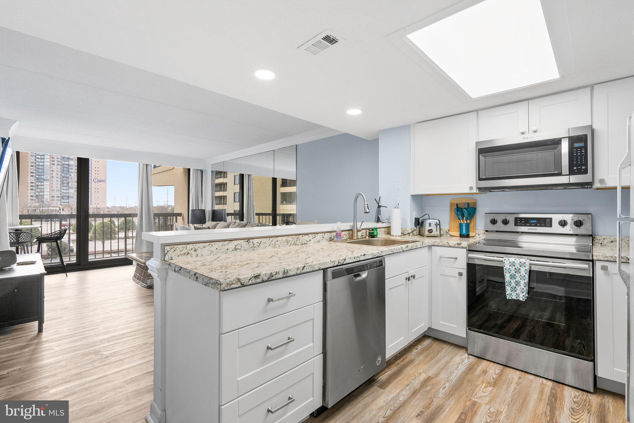 NORTH BEACH - Residential