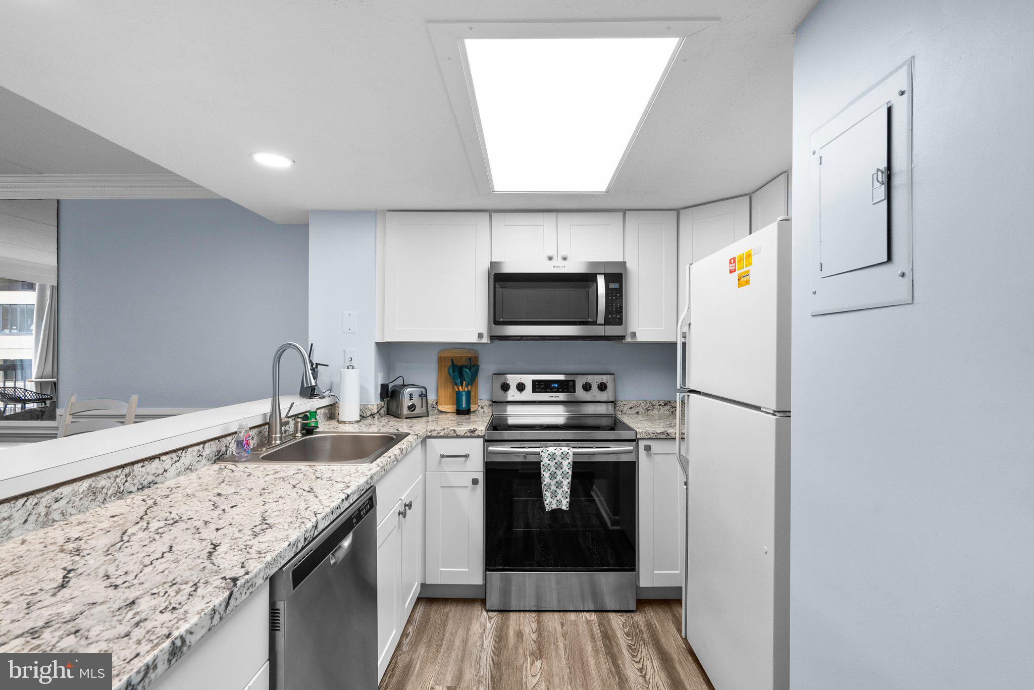 NORTH BEACH - Residential