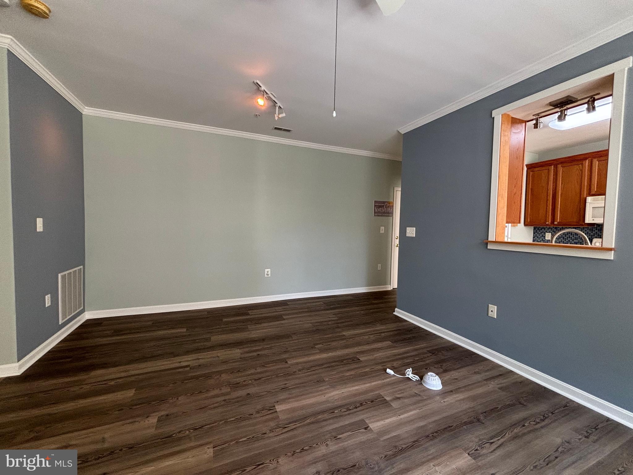 ELDERSBURG - Residential