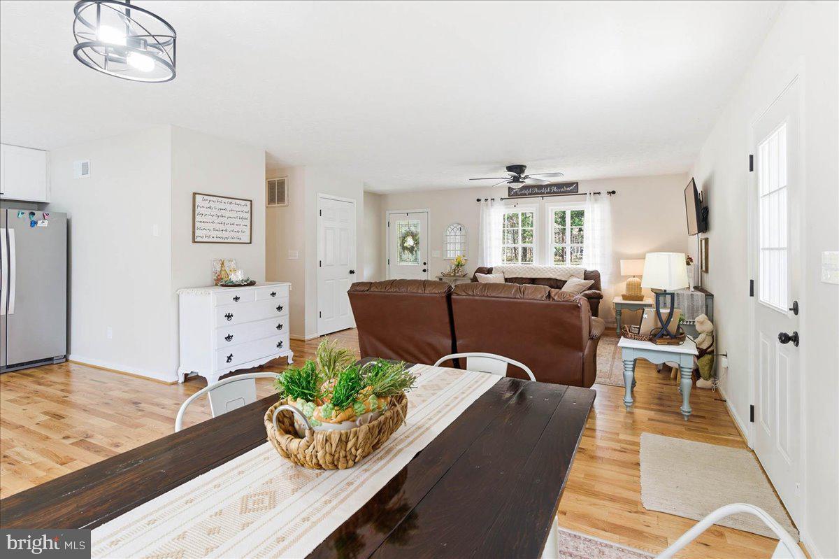 PINE HARBOUR - Residential