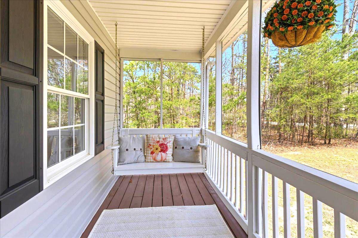 PINE HARBOUR - Residential