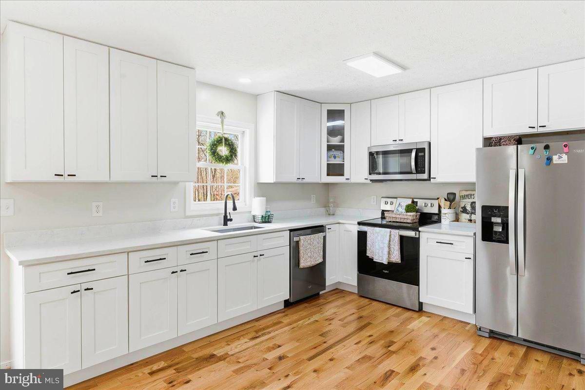 PINE HARBOUR - Residential