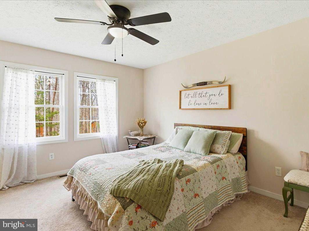 PINE HARBOUR - Residential