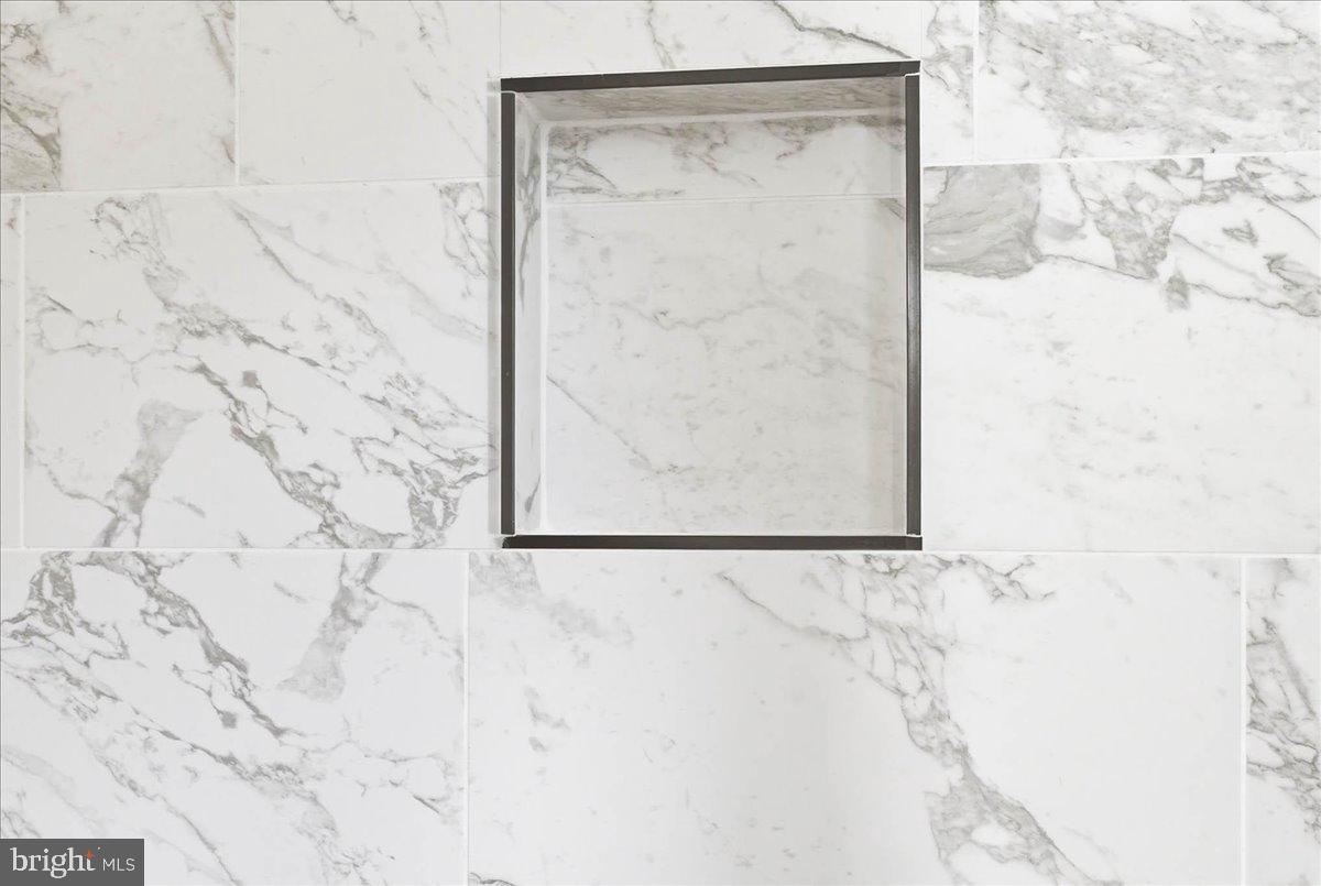 PINE HARBOUR - Residential