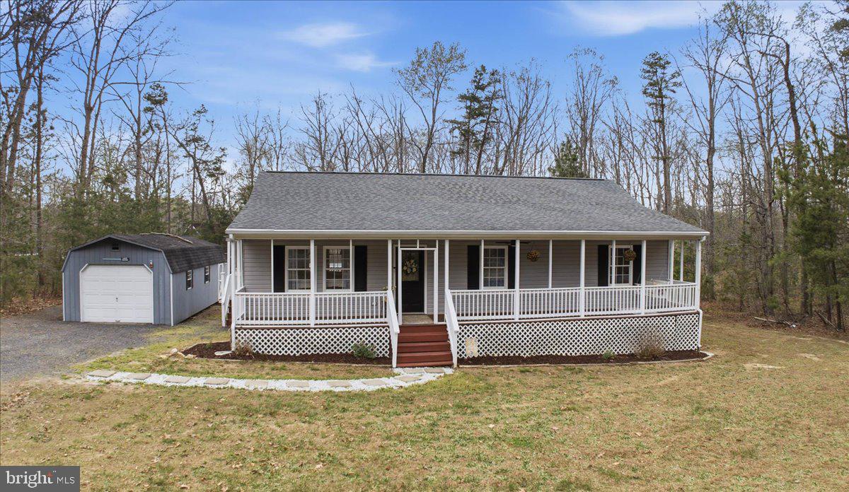 PINE HARBOUR - Residential