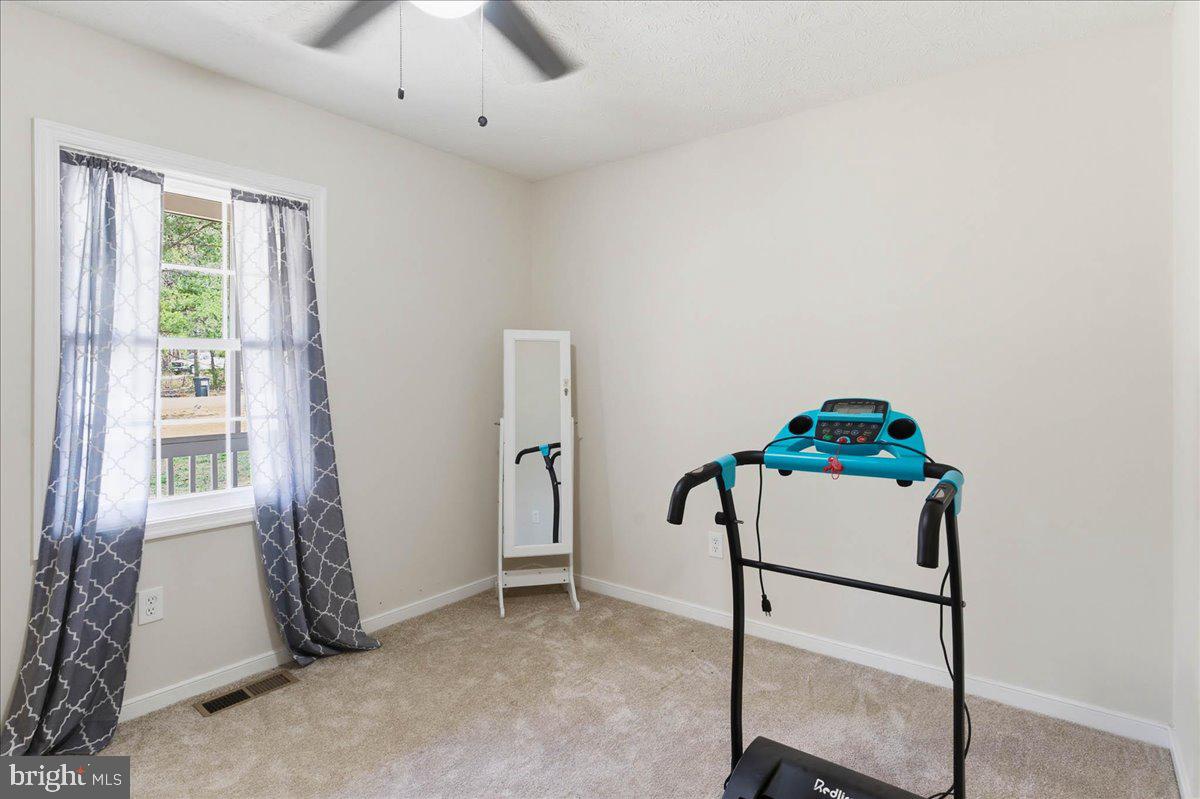 PINE HARBOUR - Residential