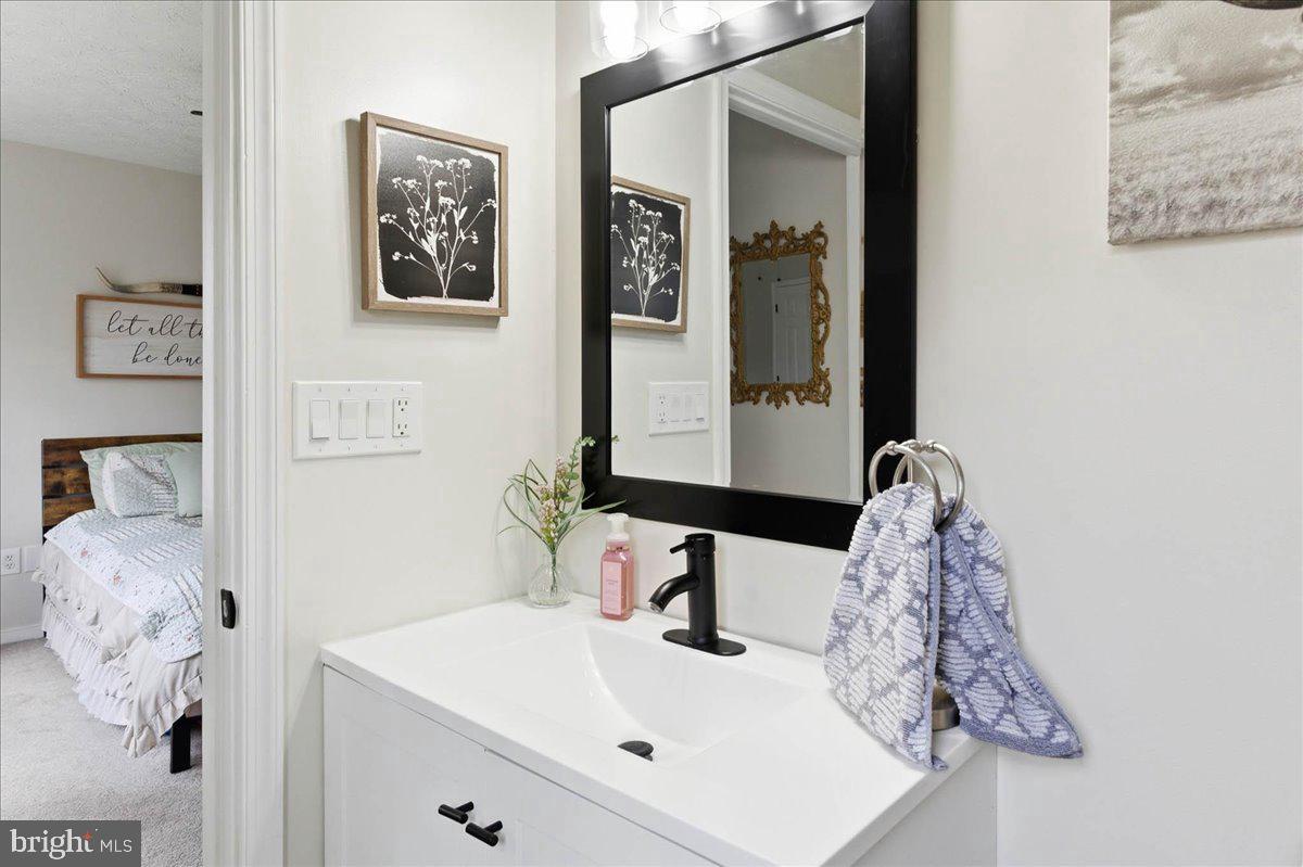 PINE HARBOUR - Residential