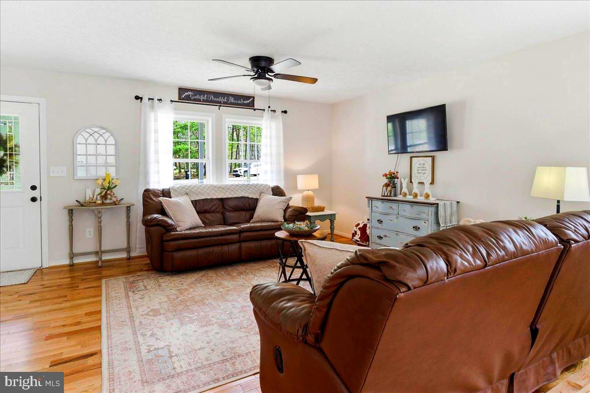 PINE HARBOUR - Residential