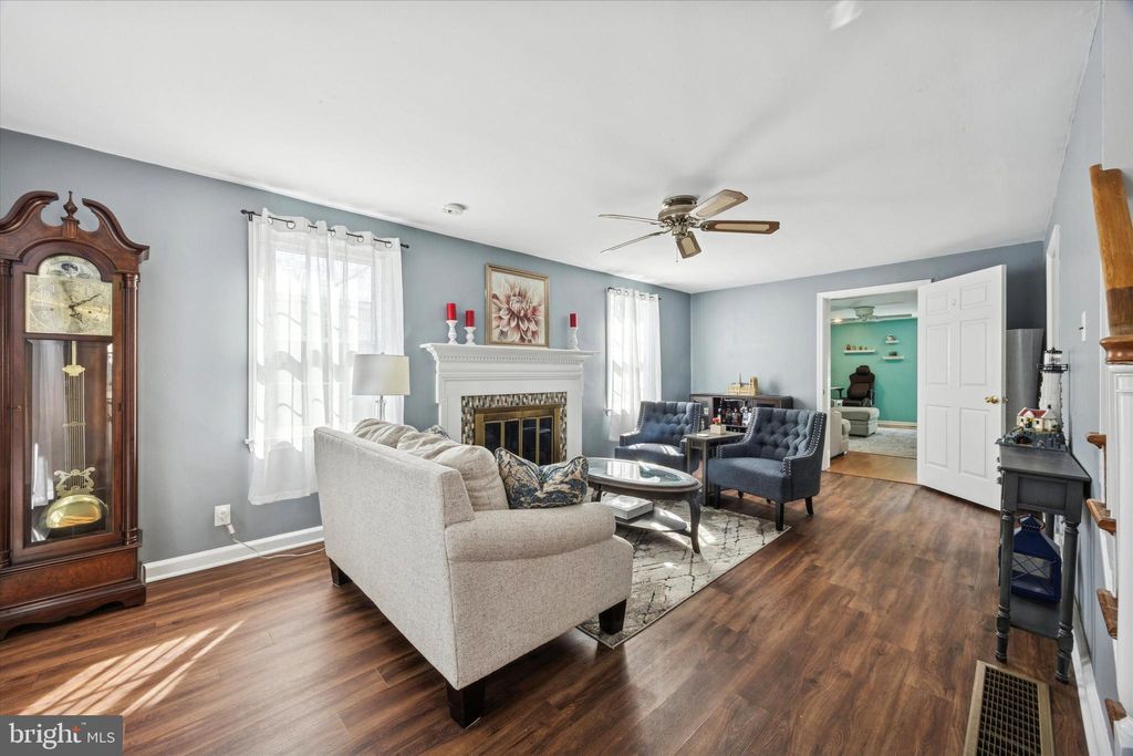 Photo of 838 West Avenue, SPRINGFIELD, PA 19064 (MLS # PADE2106392)