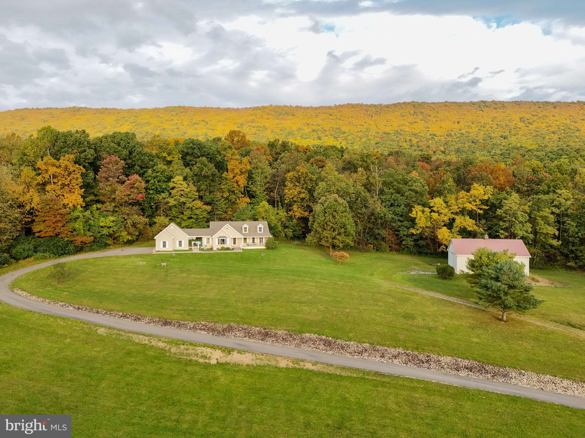 3228 OLD MOUNTAIN ROAD