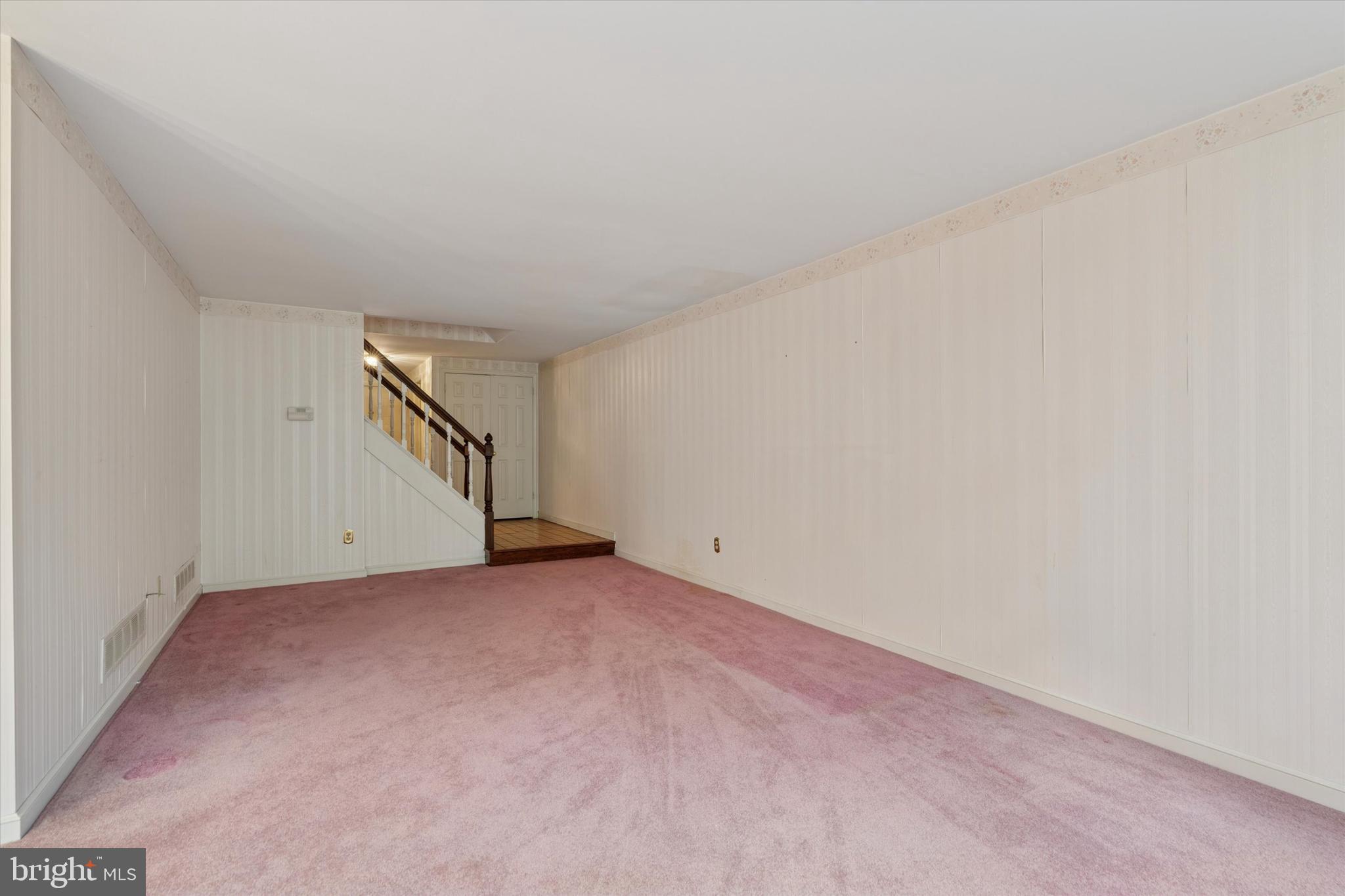 60 OAK KNOLL DRIVE 60