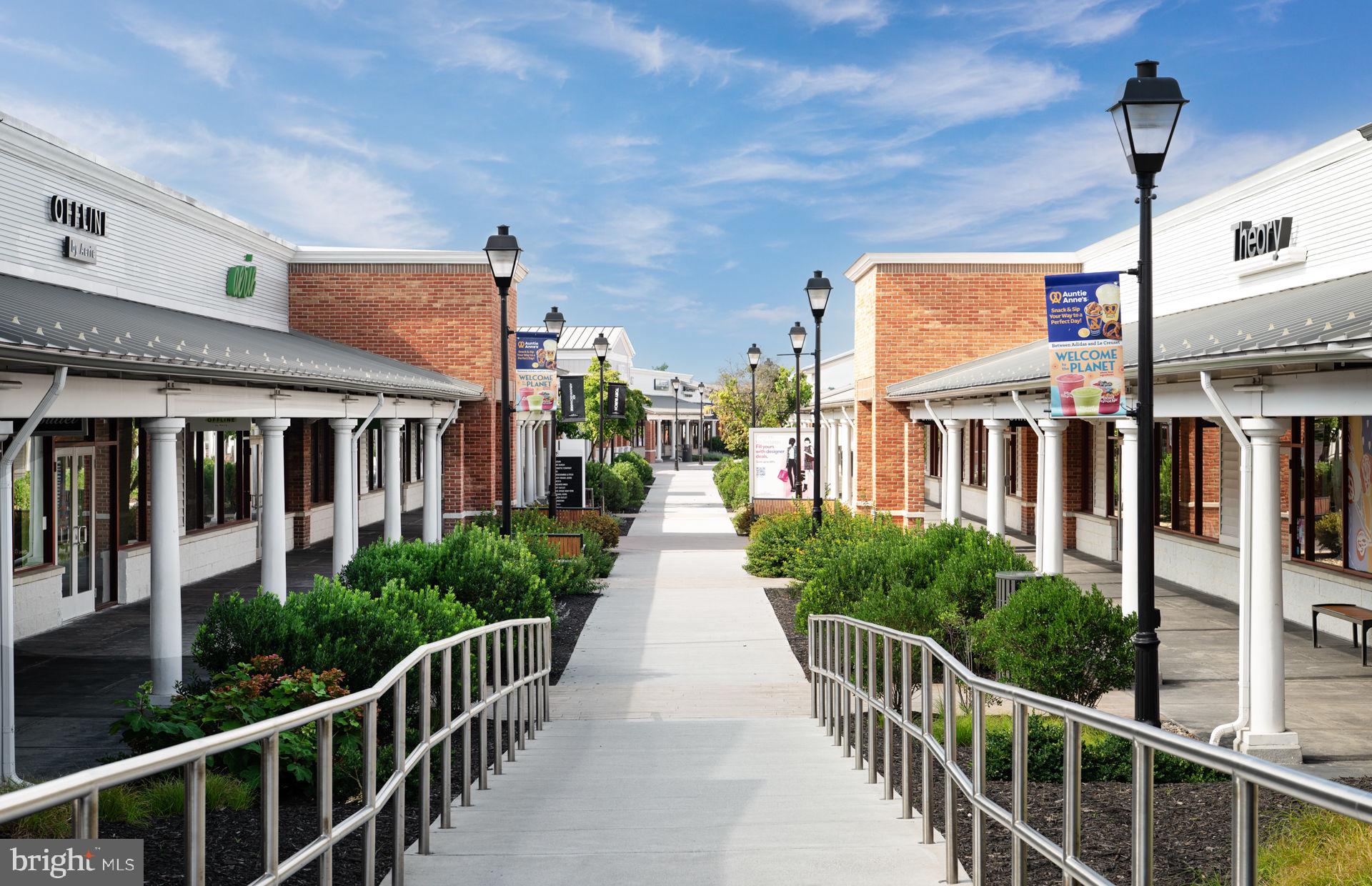 CATTAIL RUN - Residential