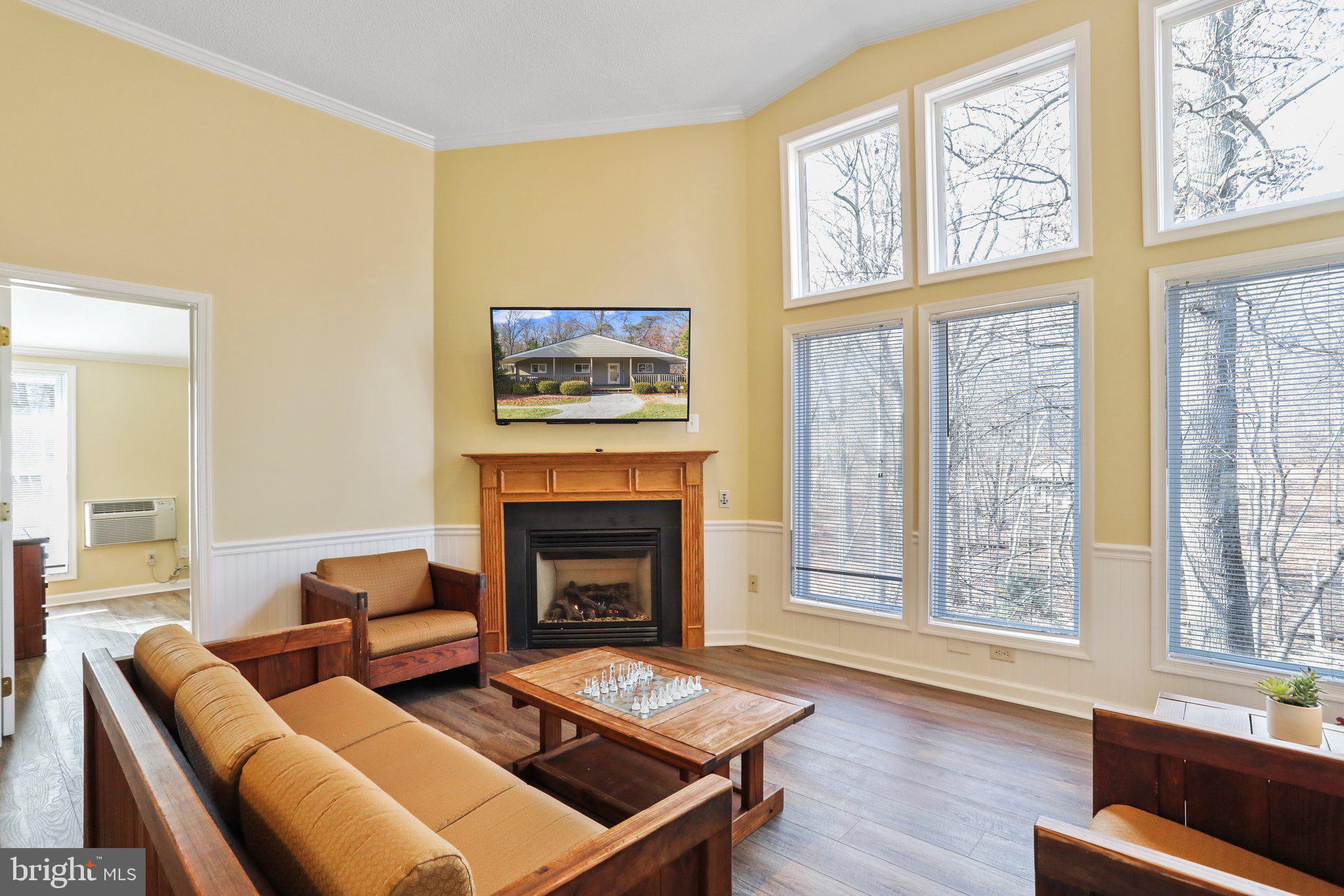 THE WOODS - Residential