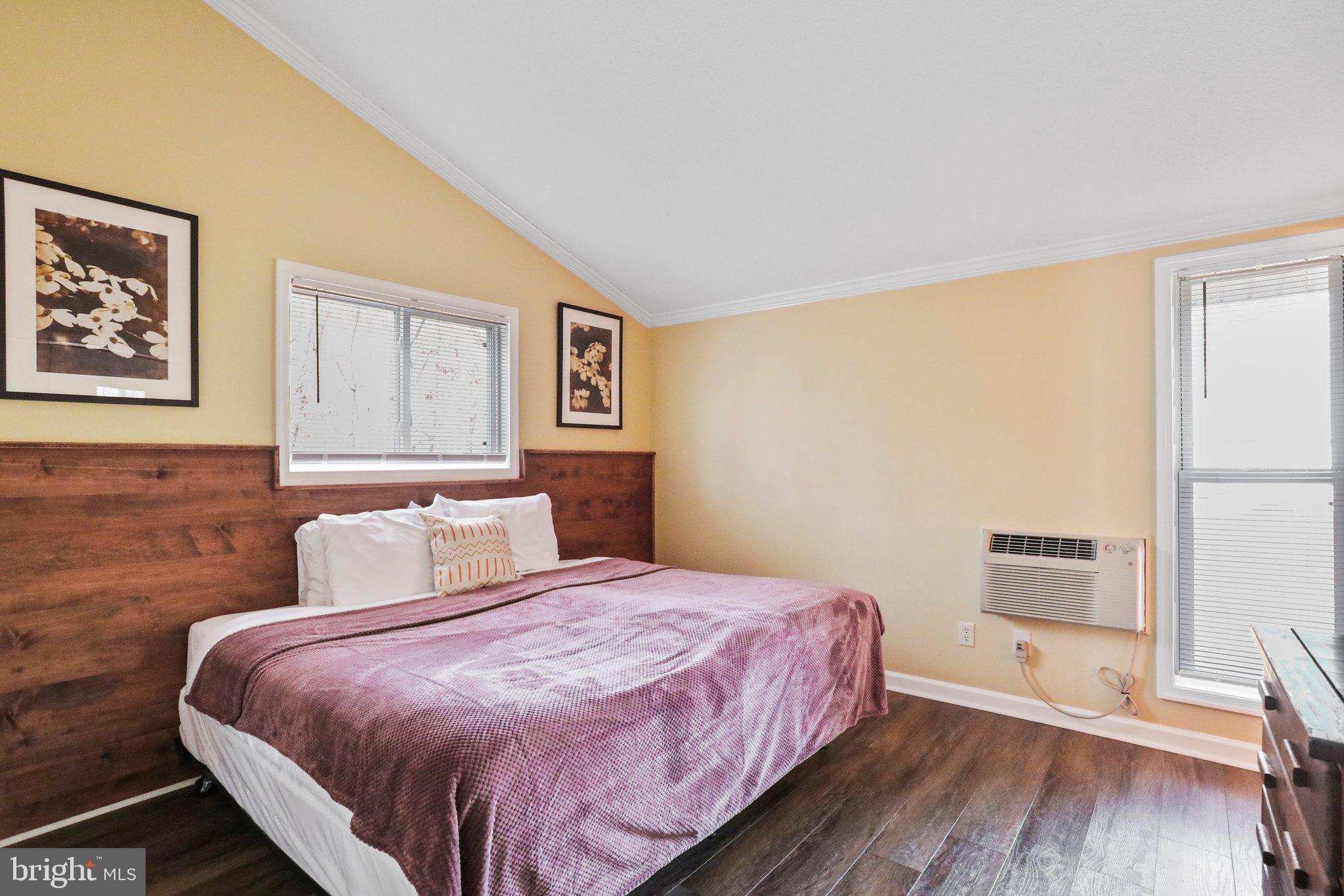 THE WOODS - Residential