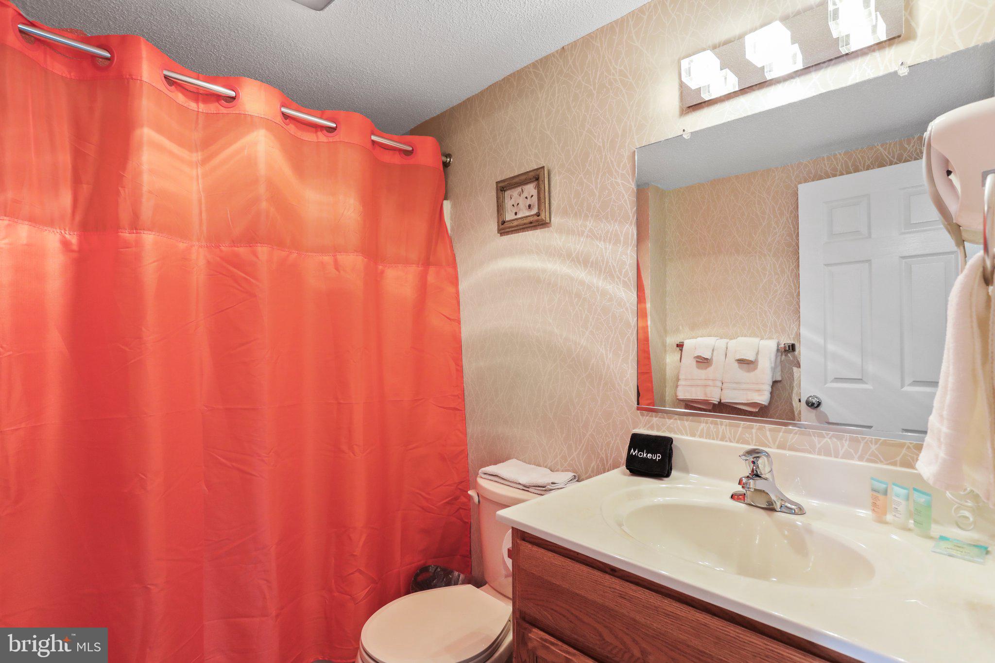 THE WOODS - Residential