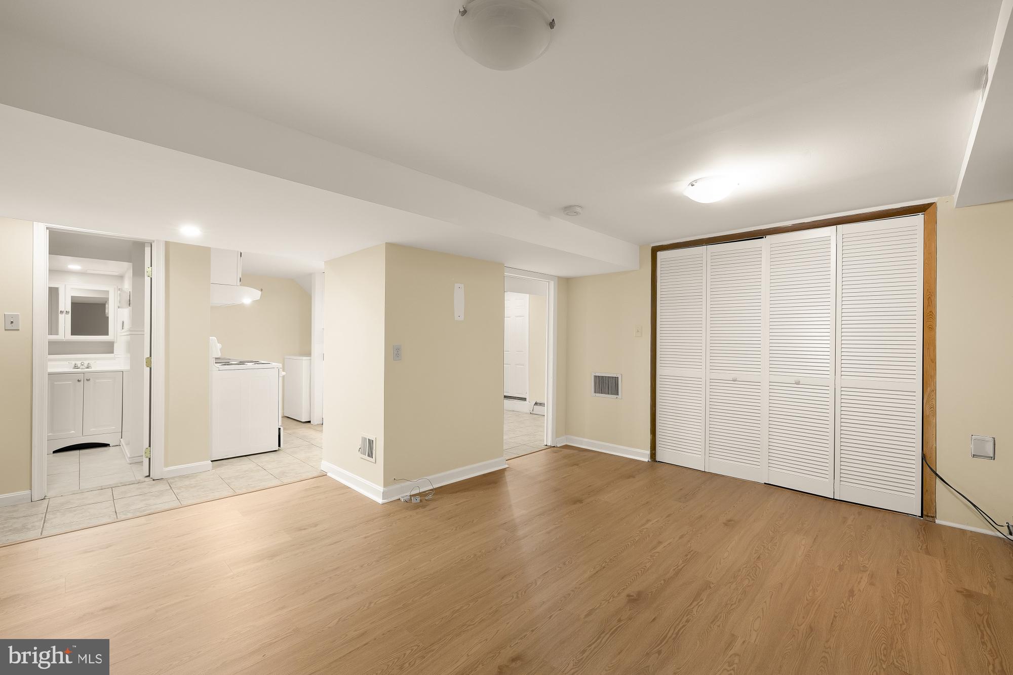 GLEN ECHO HEIGHTS - Residential