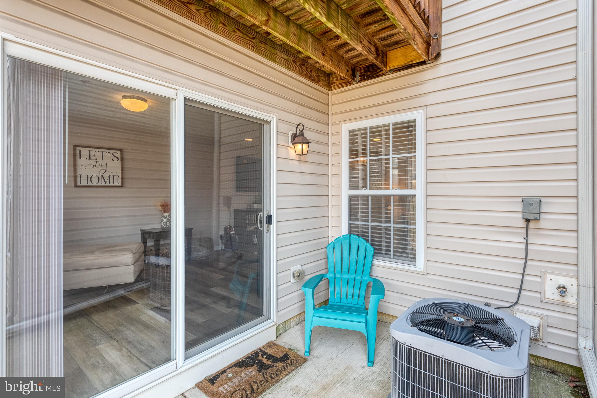 HOLLY WOODS - Residential