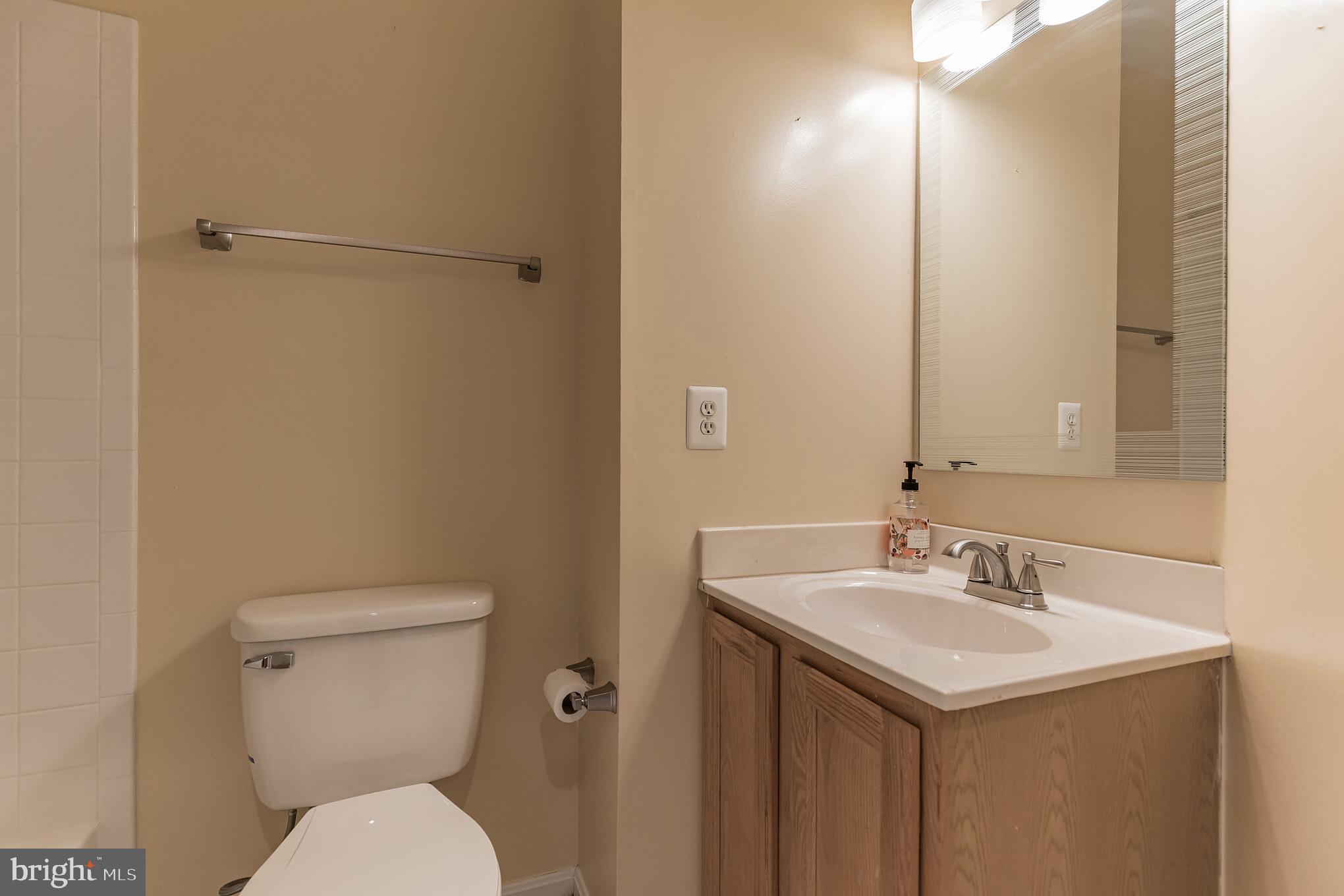 WILLOW CREEK-PLAT 1> - Residential